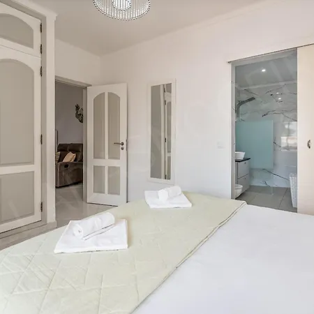 Nogeiras Carvoeiro فيلة